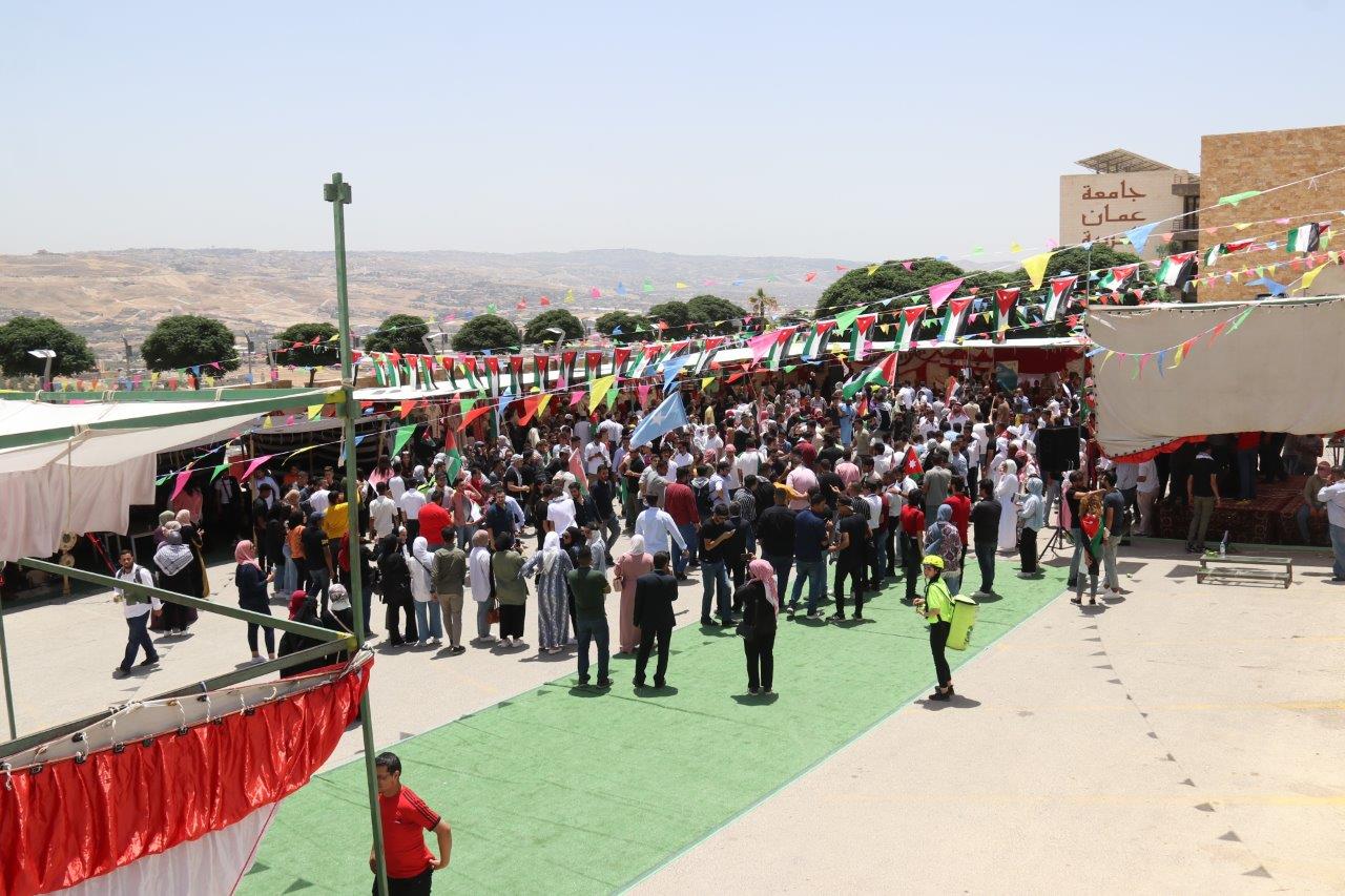 محافظ البلقاء يرعى احتفال عيد الاستقلال ويوم الجاليات في "عمان العربية"22