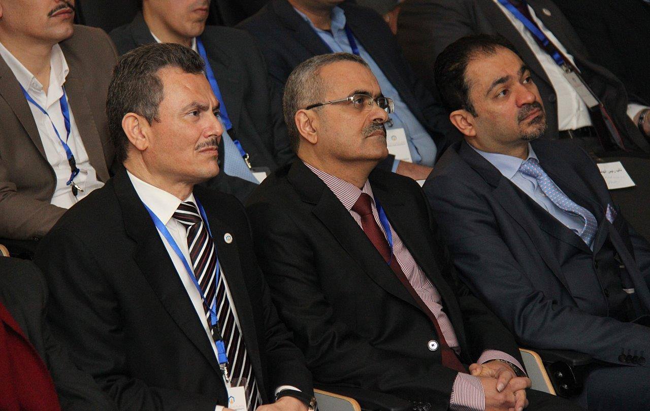 افتتاح فعاليات المؤتمر الدولي للعلوم الحاسوبية والمعلوماتية في عمان العربية3