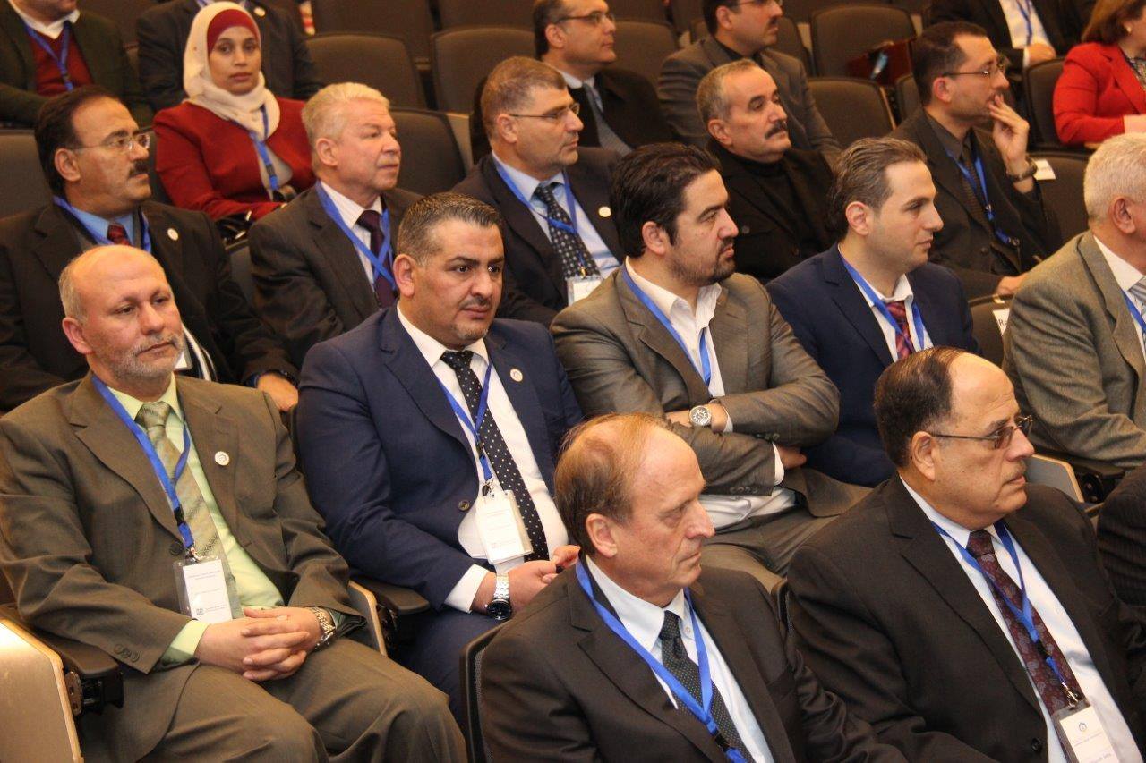 افتتاح فعاليات المؤتمر الدولي للعلوم الحاسوبية والمعلوماتية في عمان العربية15