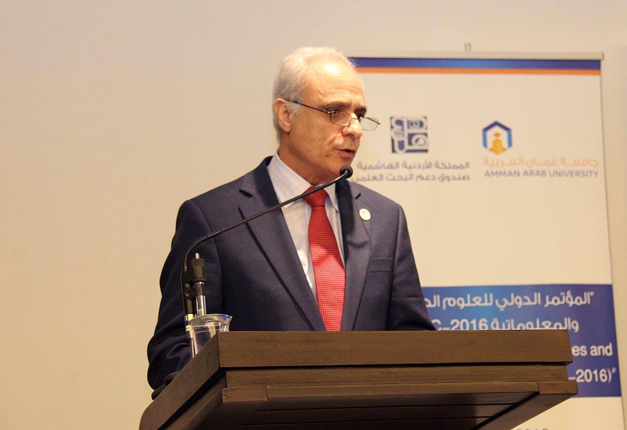افتتاح فعاليات المؤتمر الدولي للعلوم الحاسوبية والمعلوماتية في عمان العربية6