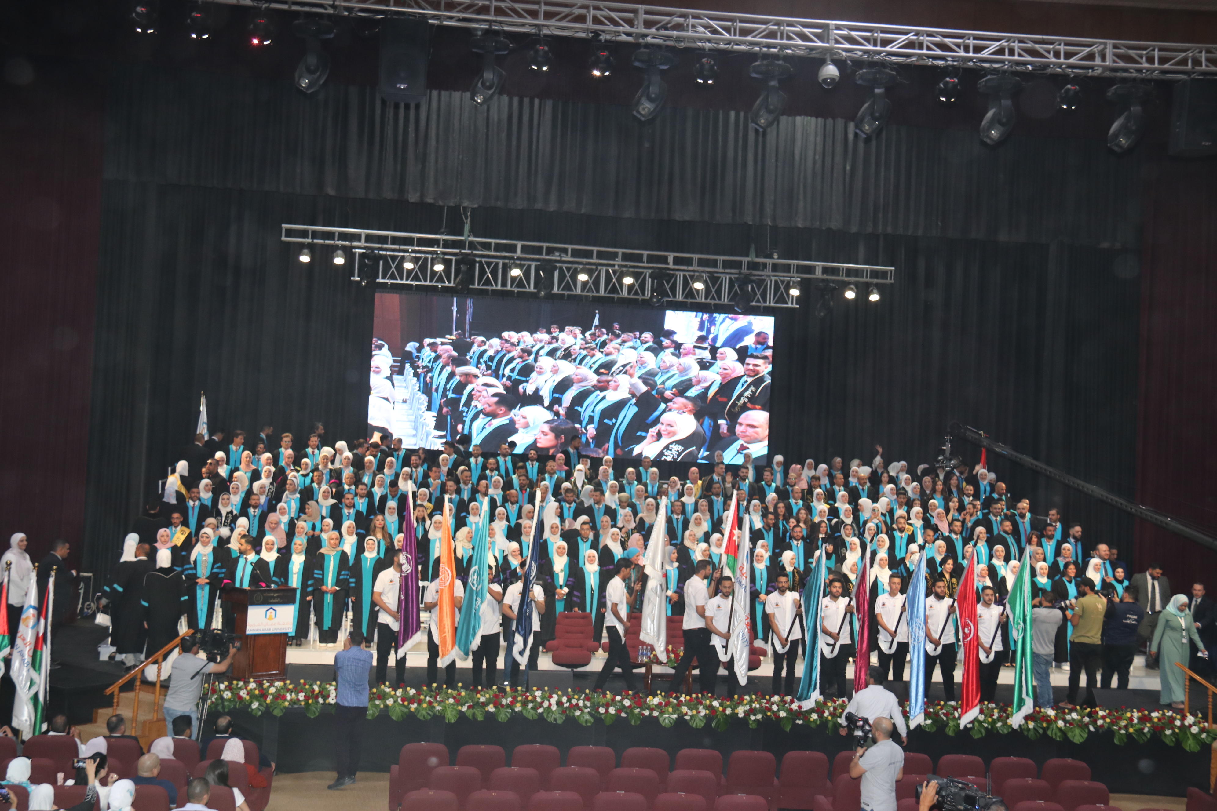 مشاهد أولية لاحتفالات جامعة عمان العربية بخريجيها للعام الدراسي 2021-20222
