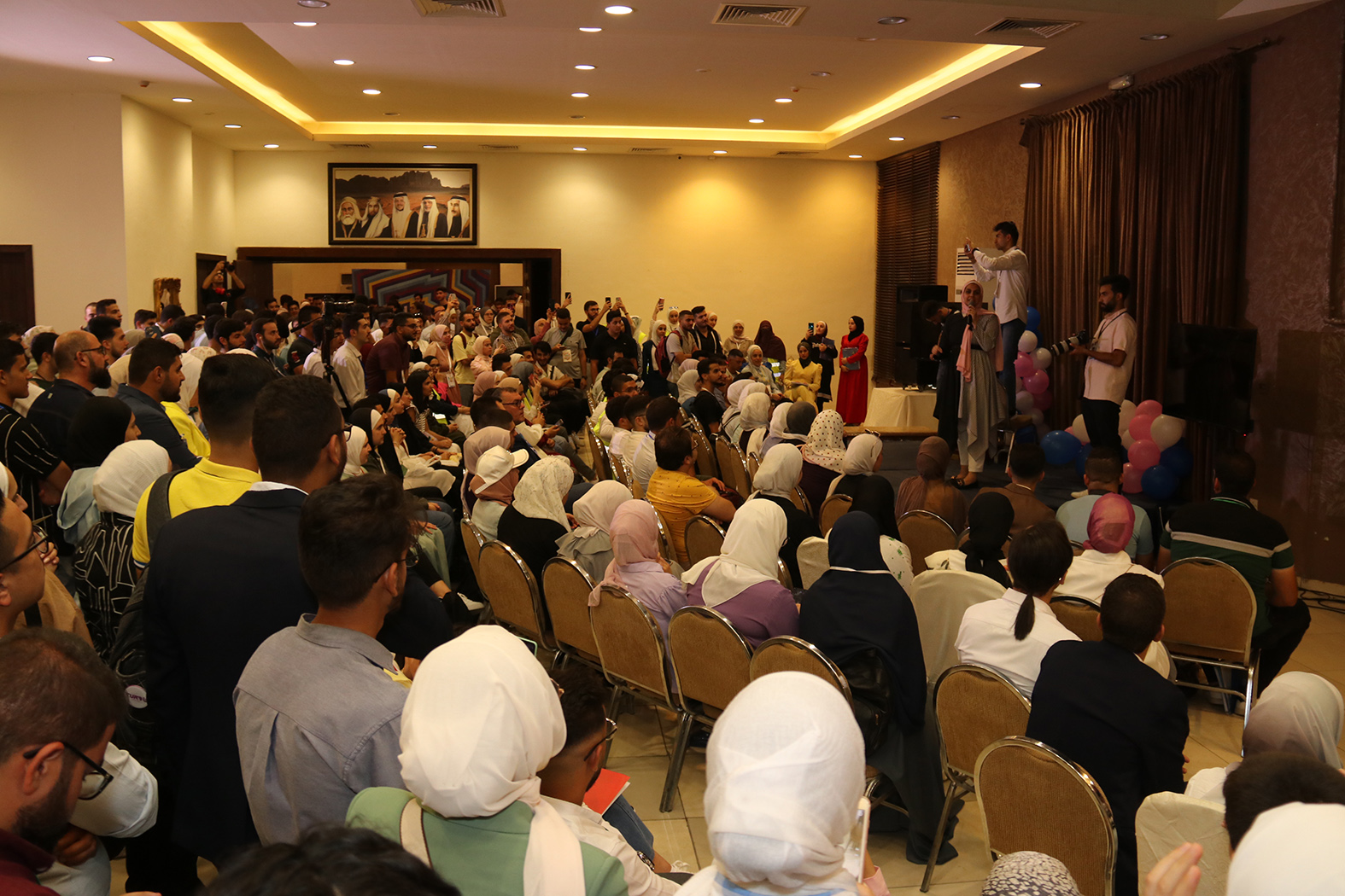 "عمان العربية" تتميز باستقبال طلبة الثانوية العامة وإرشادهم إلى التخصص المناسب11