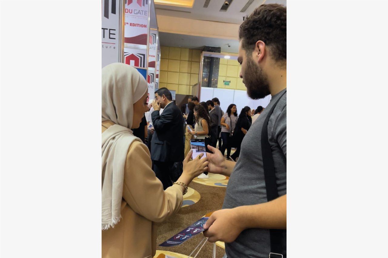 "عمان العربية" تنقل تقنيات الواقع الافتراضي والمعزز لطلبة الثانوية العامة في جمهورية مصر العربية7