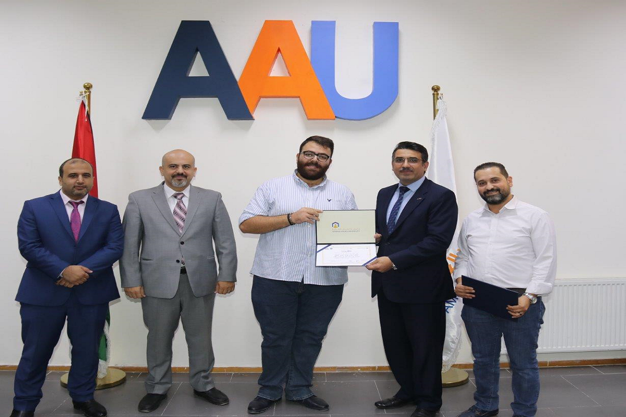 كلية العلوم الحاسوبية والمعلوماتية في "عمان العربية" تكرم الطلبة الفائزين بمسابقة Cyber Talent العالمية11
