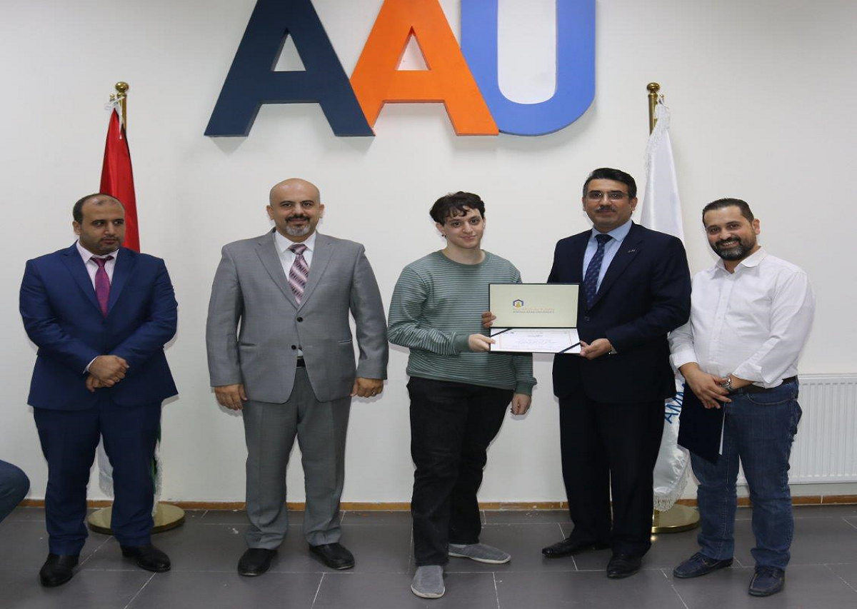 كلية العلوم الحاسوبية والمعلوماتية في "عمان العربية" تكرم الطلبة الفائزين بمسابقة Cyber Talent العالمية16