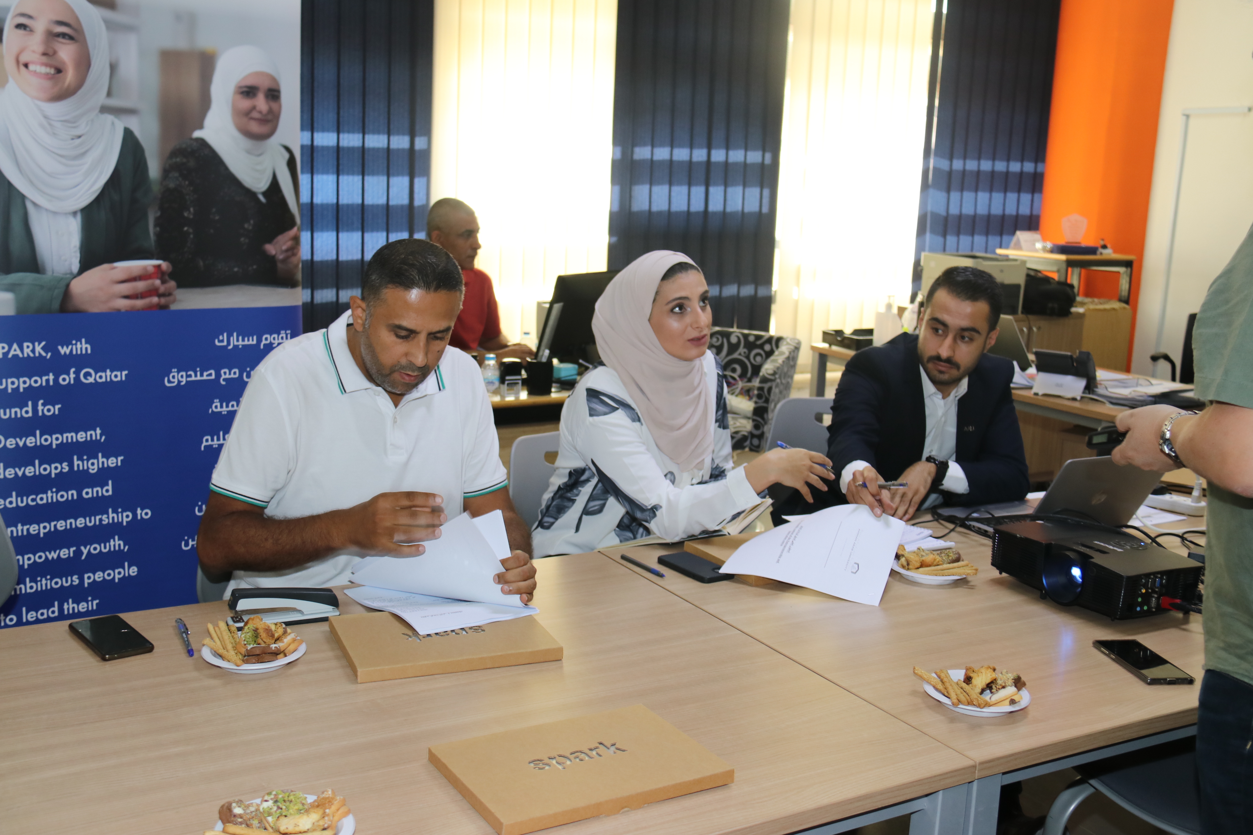 برنامج تدريبي مشترك بين "عمان العربية" ومنظمة سبارك العالمية1