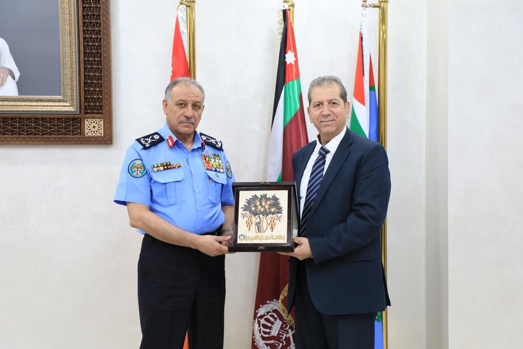 رئيس جامعة عمان العربية يزور مديرية الأمن العام 2