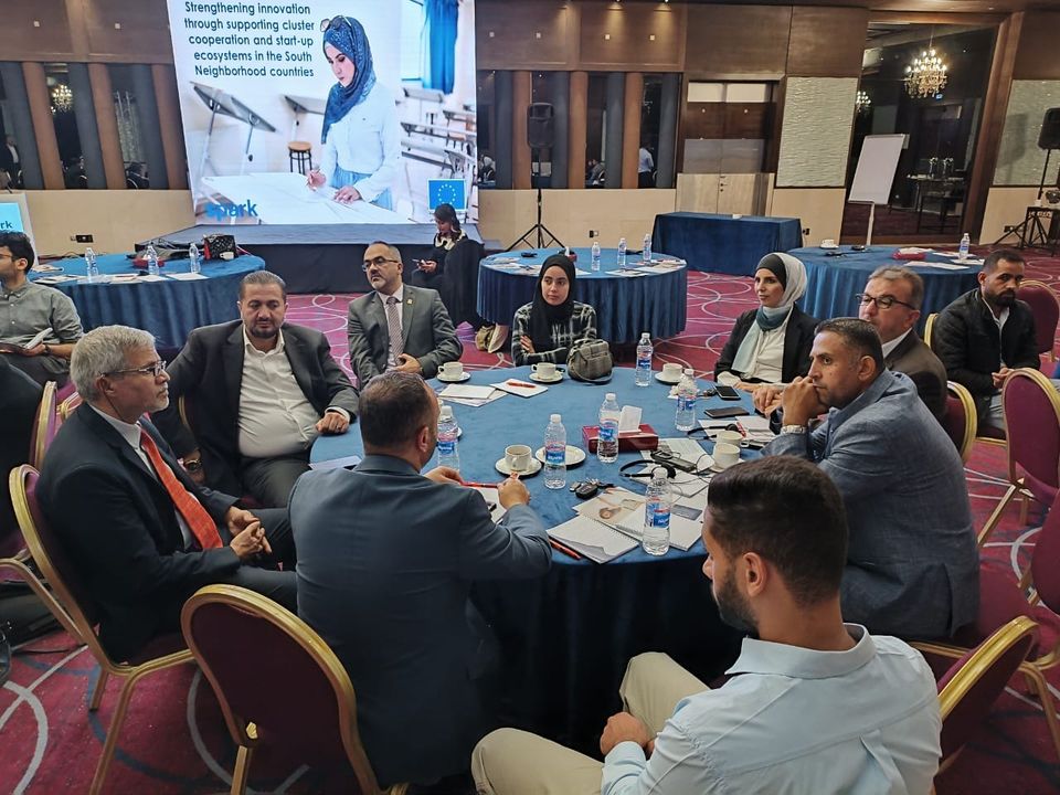 "عمان العربية" تشارك في فعاليات جلسة تعزيز الابتكار بتنظيم من SPARK1
