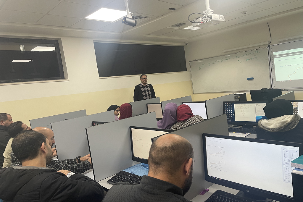 دورة في برمجة Mathematica  لطلبة جامعة عمان العربية2