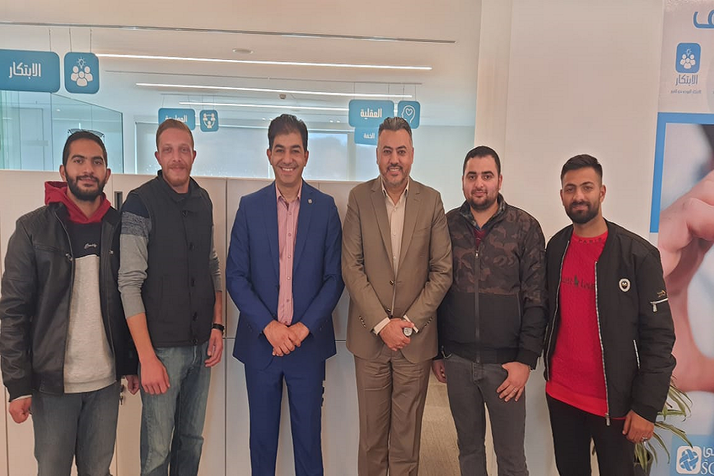 طلبة الأعمال في جامعة عمان العربية يزورون الشركة الأولى للتأمين2