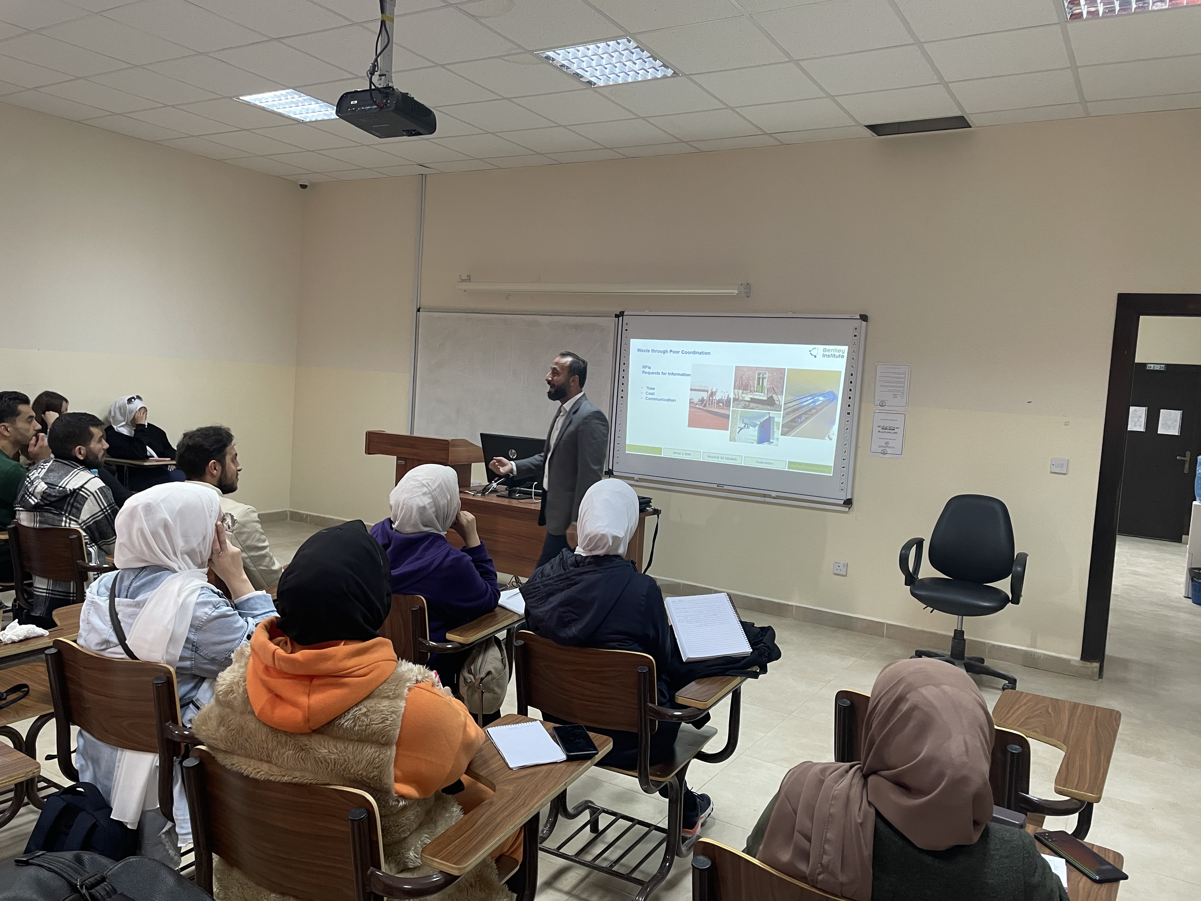 ورشة عمل لطلبة كلية الهندسة في "عمان العربية"2