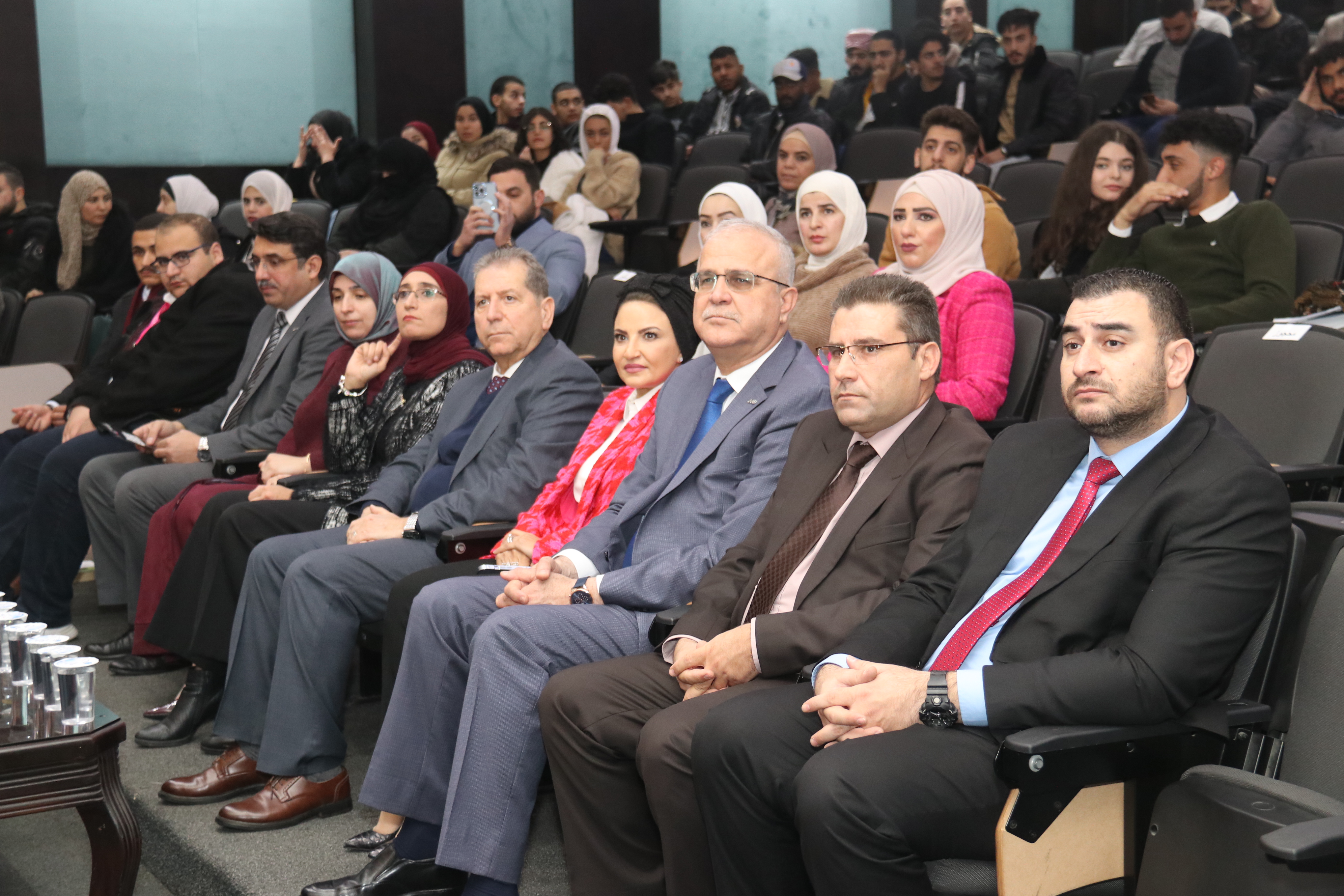 إطلاق فعاليات مسابقة "هالت برايز" في جامعة عمان العربية3