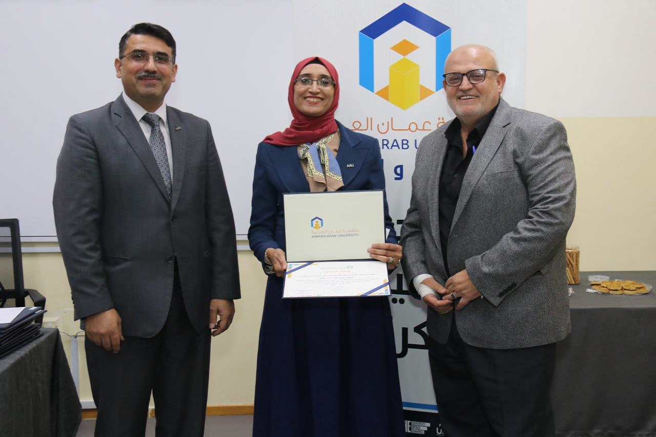 "عمان العربية" تكرّم مدربي الورش التدريبية الخاصة بأعضاء الهيئة التدريسية10