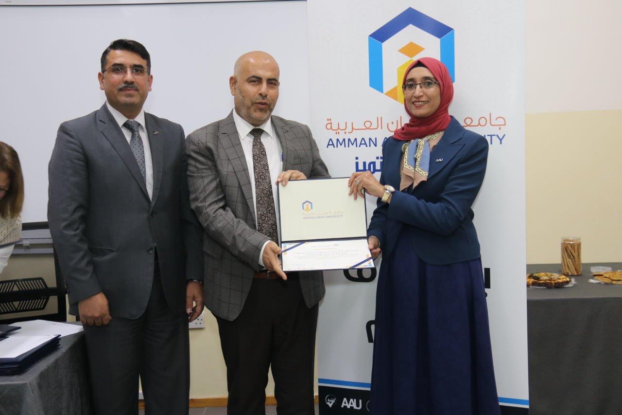 "عمان العربية" تكرّم مدربي الورش التدريبية الخاصة بأعضاء الهيئة التدريسية6
