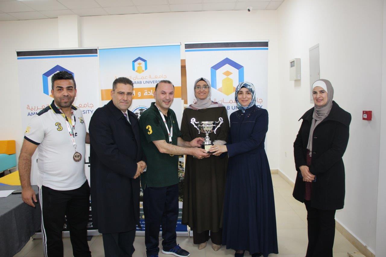 بطولة تنس طاولة لأعضاء الهيئتين التدريسية والإدارية في "عمان العربية"8