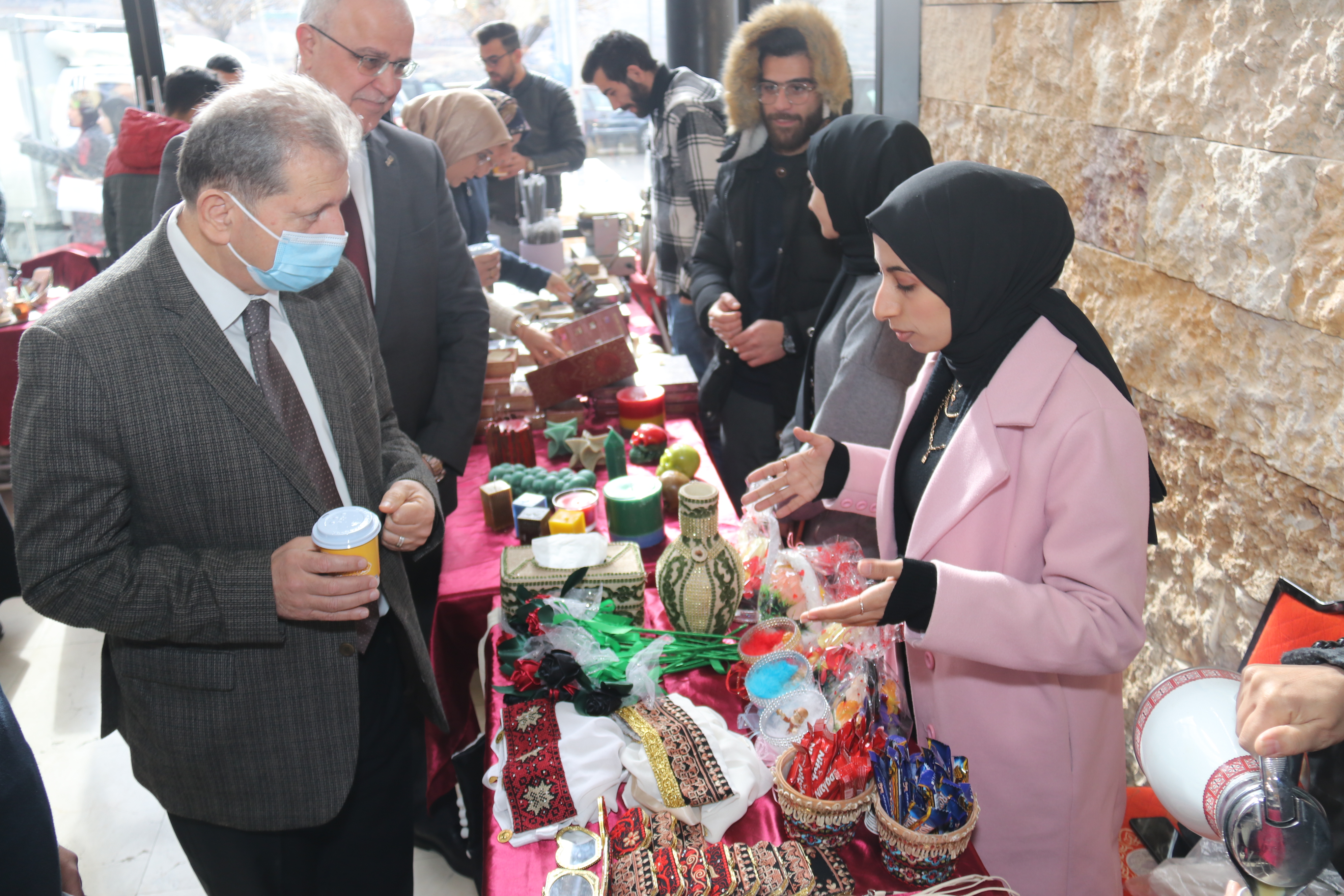 بازار أصحاب المشاريع الصغيرة لطلبة جامعة عمّان العربية2