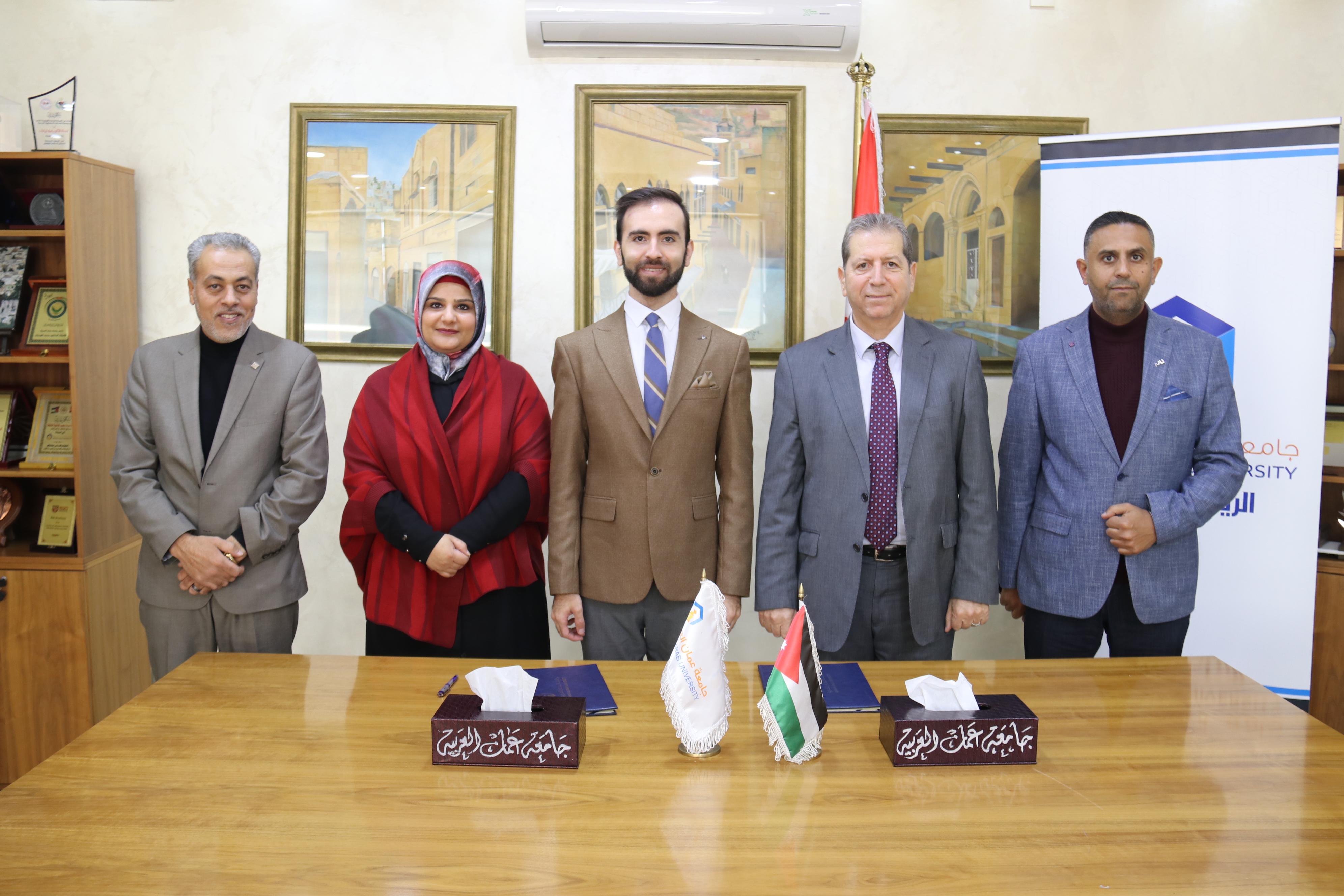 اتفاقية تعاون مشترك بين "عمان العربية" و مركز دولي متميز في مجال التوحد واضطرابات النمو3