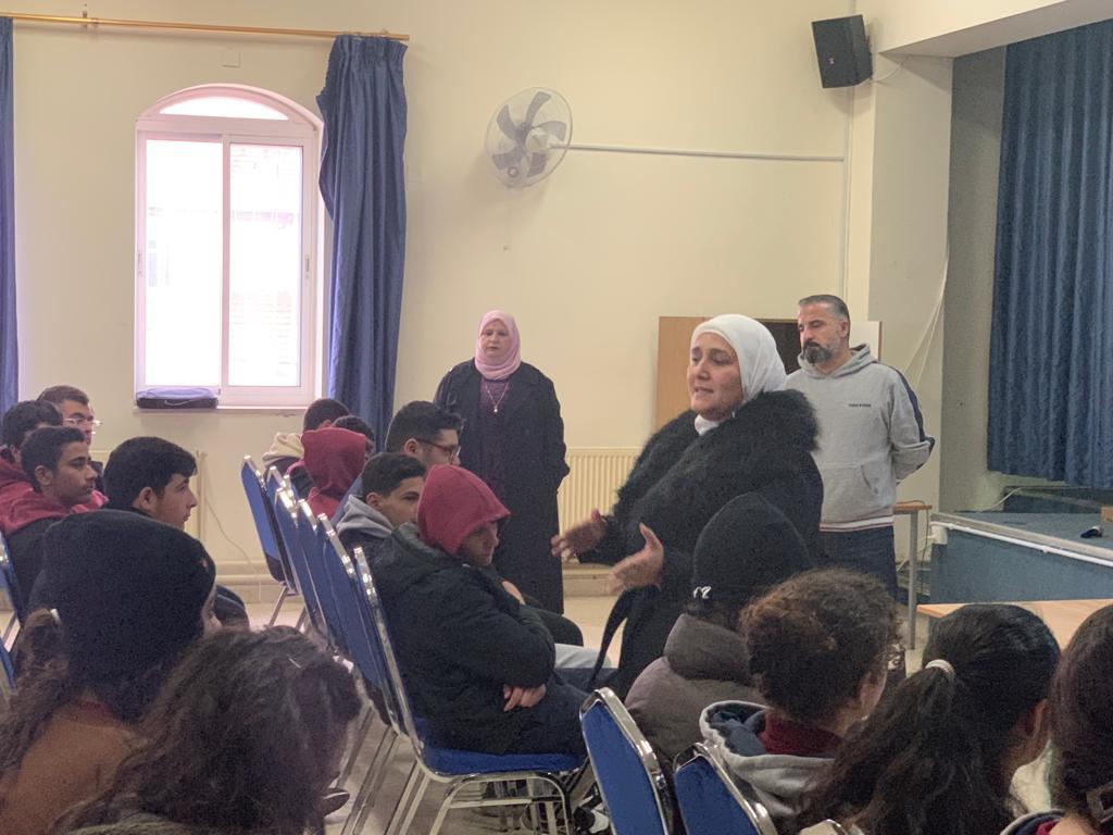 "عمان العربية " تطلق مبادرة (لا للتنمر) في مدرسة البطريركية اللاتينية5