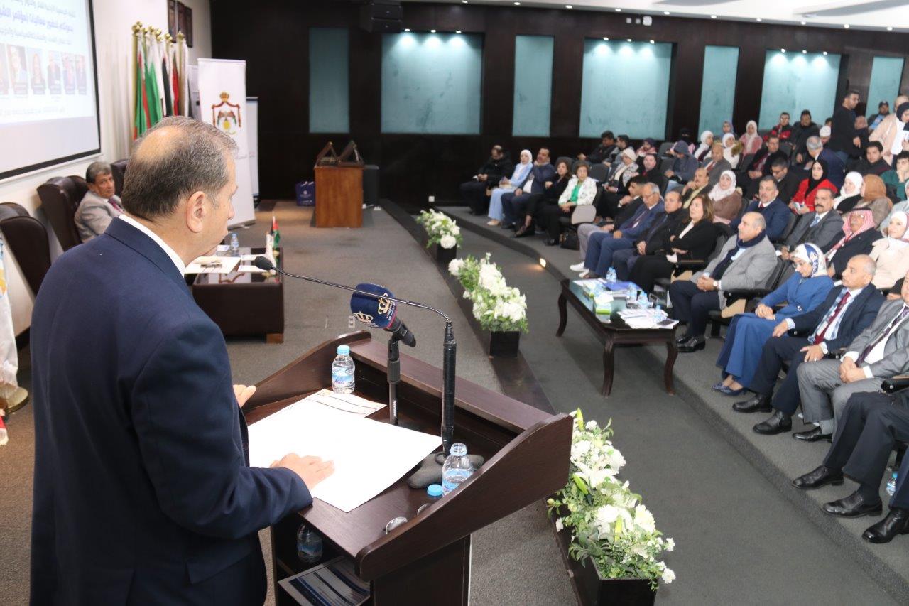 عزايزة يرعى مؤتمر الشباب الأردني الثالث في جامعة عمّان العربية18