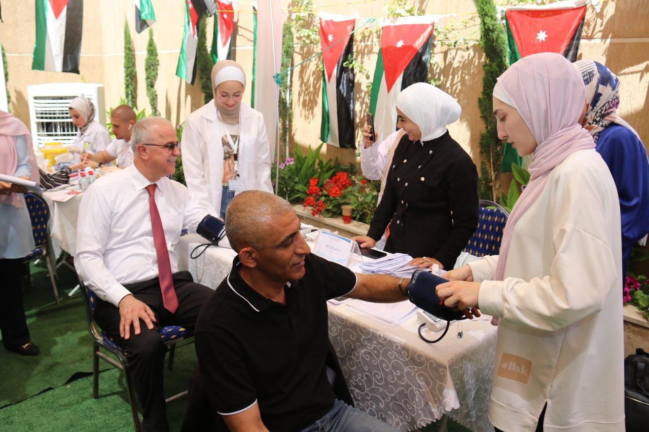 يوم طبي مجاني في "عمان العربية"17