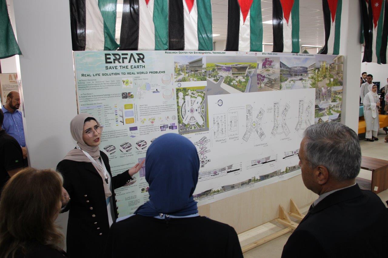 مشاريع ريادية تخدم المجتمع لطلبة هندسة العمارة في "عمّان العربية" 6