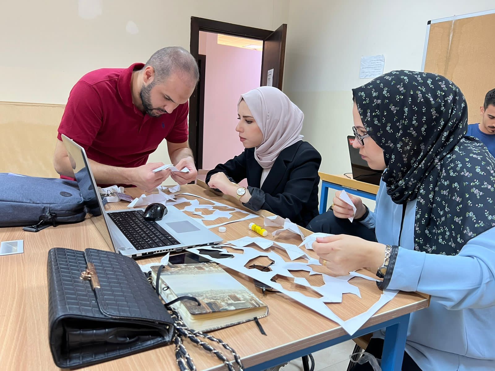"عمان العربية" تشارك في أعمال ورشة عمل تدريبية بتنظيم من شركة Han Studio3