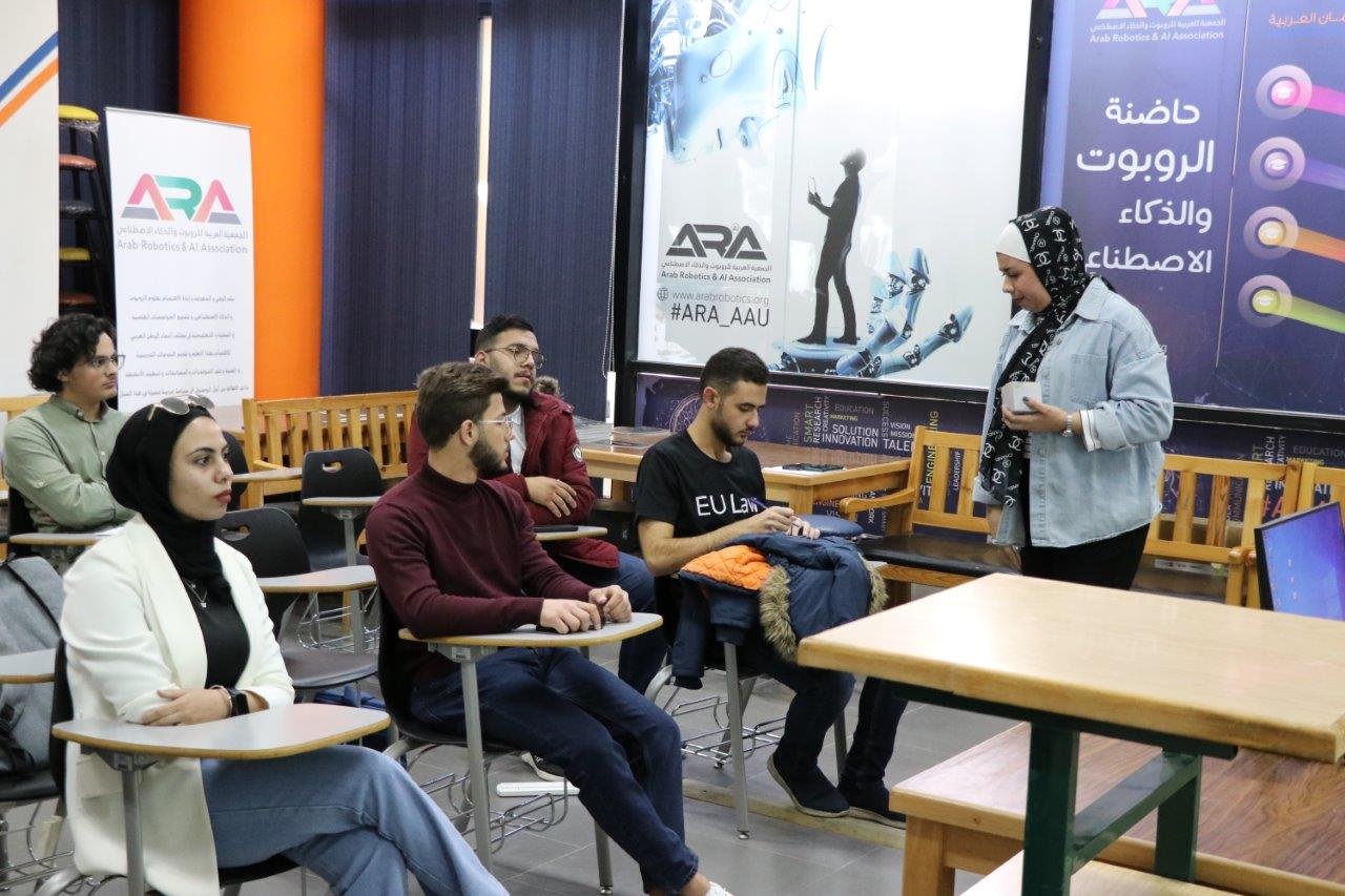 طلبة كلية العلوم الحاسوبية والمعلوماتية في "عمان العربية" يطلعون على تجربة شركة Step by Step 3