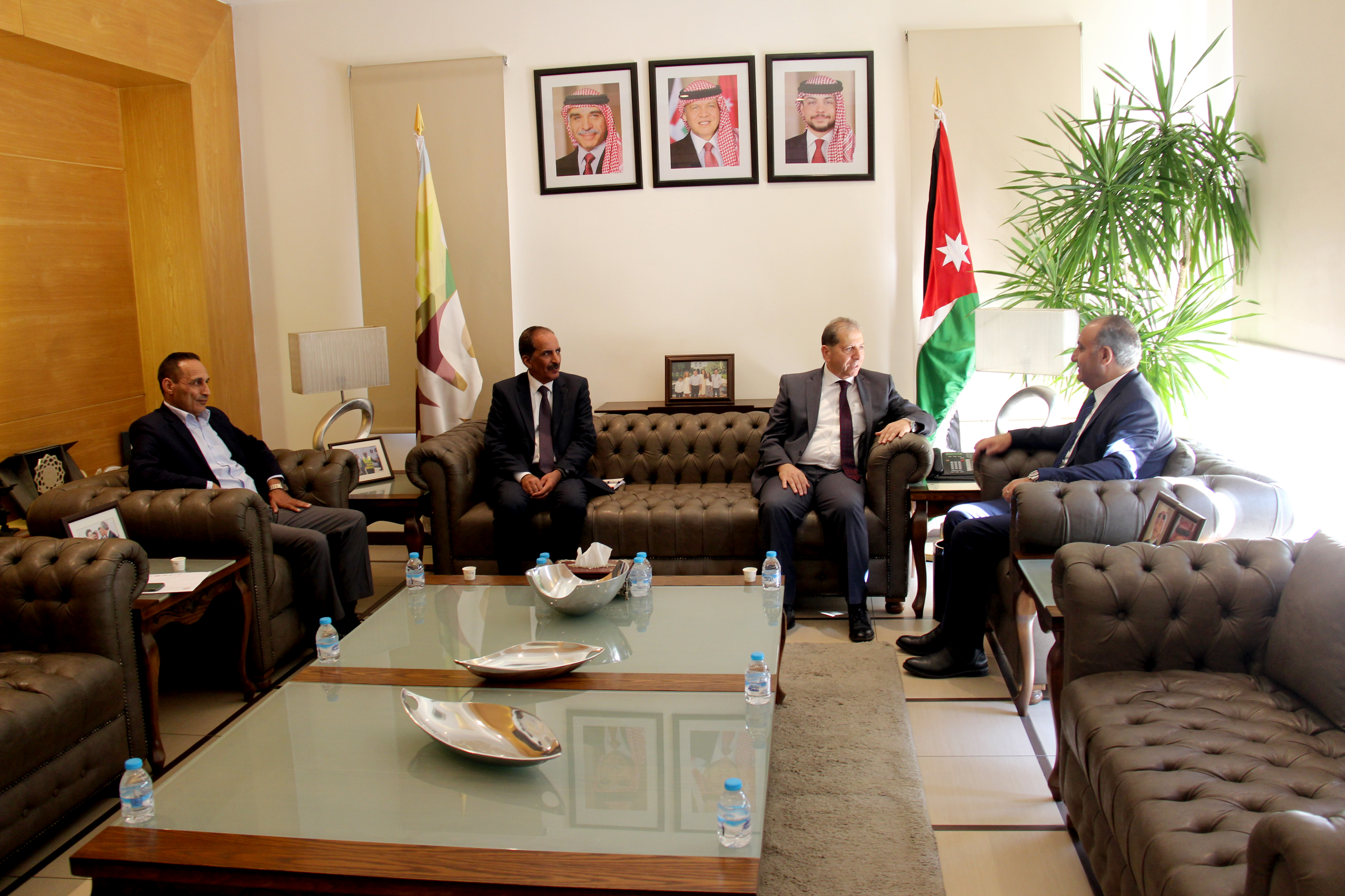رئيس "عمان العربية" يبحث سبل التعاون مع أمانة عمان الكبرى2