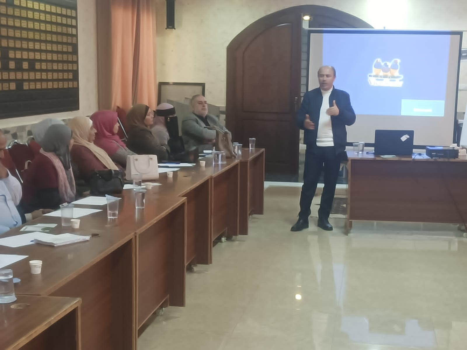 أعمال "عمان العربية" تنفذ دورة تدريبية لاتحاد الجمعيات الخيرية في محافظة البلقاء5