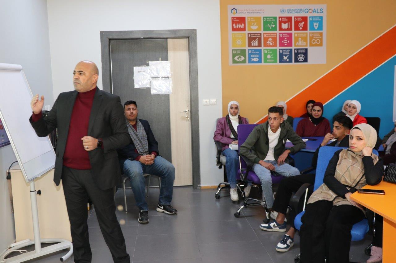 "عمان العربية" تنظم ورشة تدريبية في ريادة الأعمال والمشاريع الصغيرة بالتعاون مع بلدية باب عمان4