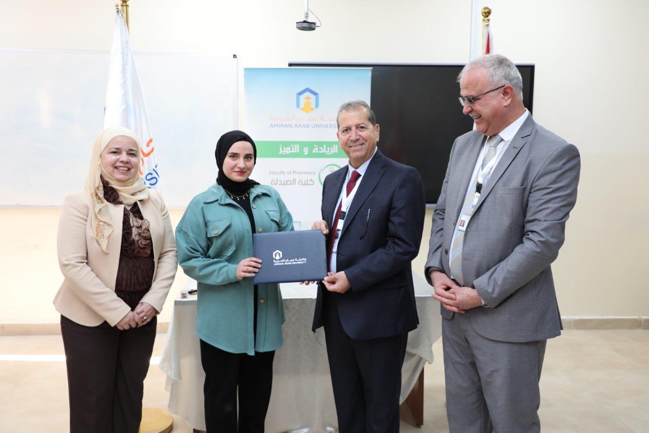 صيدلة "عمان العربية" تحتفي بالتنوع الثقافي للطلبة في يوم" الطب التقليدي بين الشعوب"20