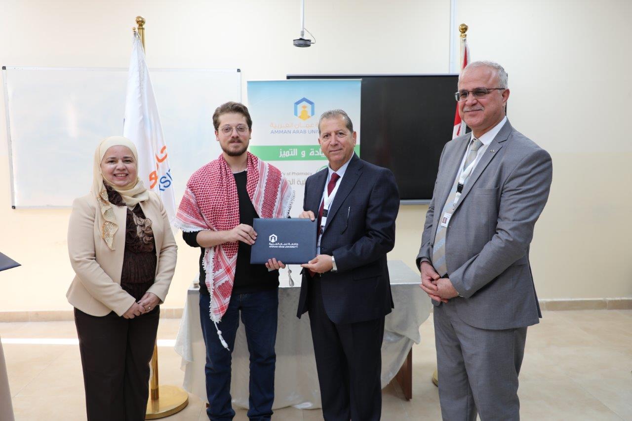 صيدلة "عمان العربية" تحتفي بالتنوع الثقافي للطلبة في يوم" الطب التقليدي بين الشعوب"23