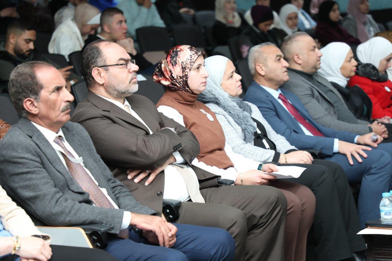 صيدلة "عمان العربية" تقيم فعاليات اليوم التوعوي لمرضى السيلياك10
