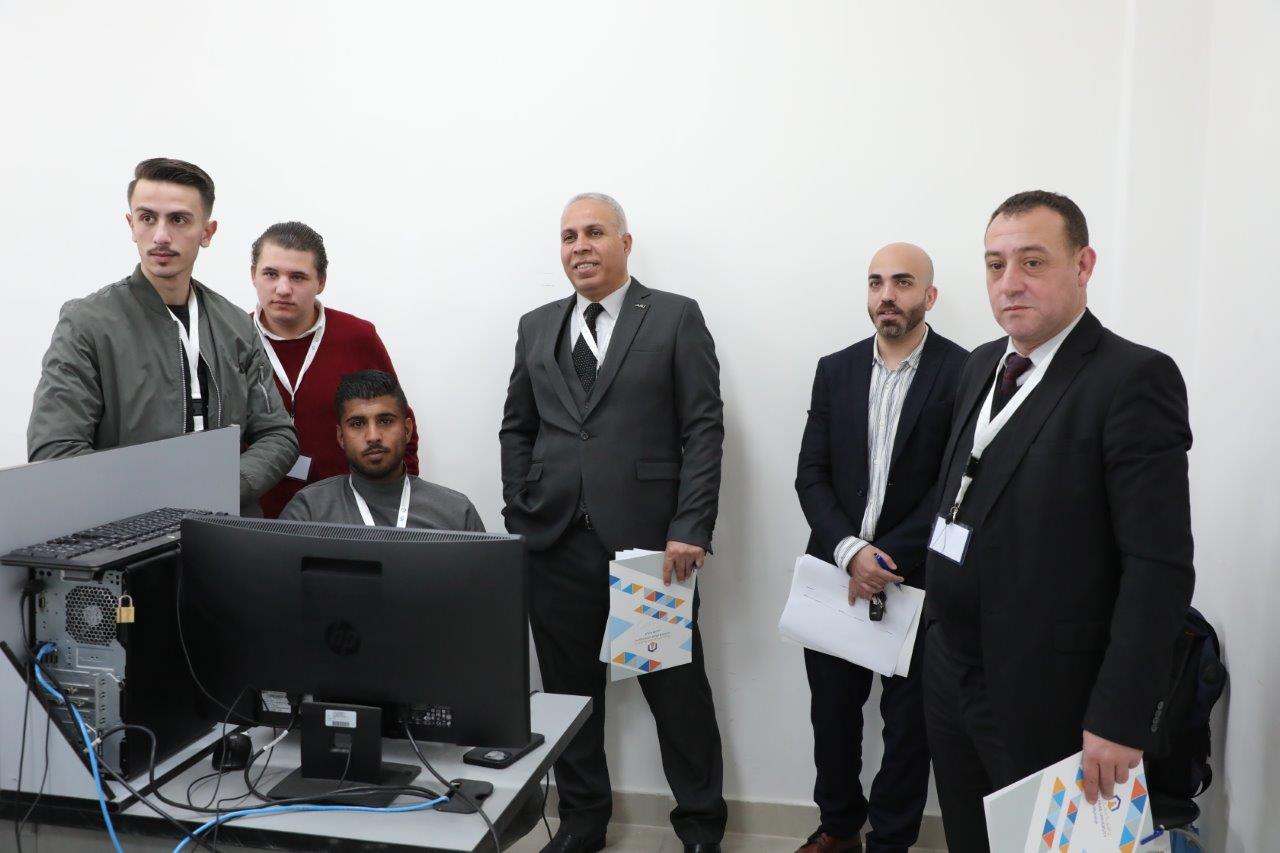 حاسوبية "عمان العربية" تقيم فعاليات اليوم العلمي المفتوح 2024 38