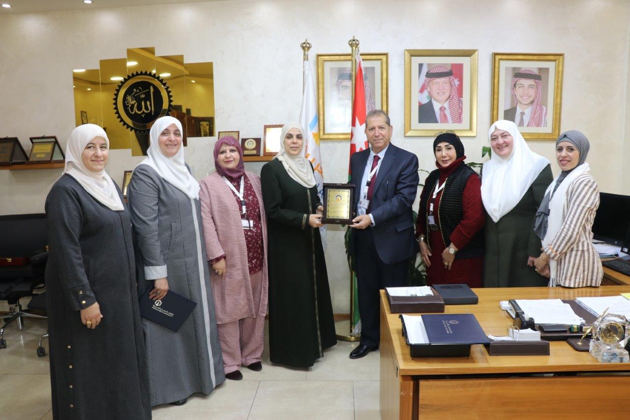 اتفاقية تعاون بين "عمان العربية" ومنتدى تدريب وتمكين المرأة والطفل8