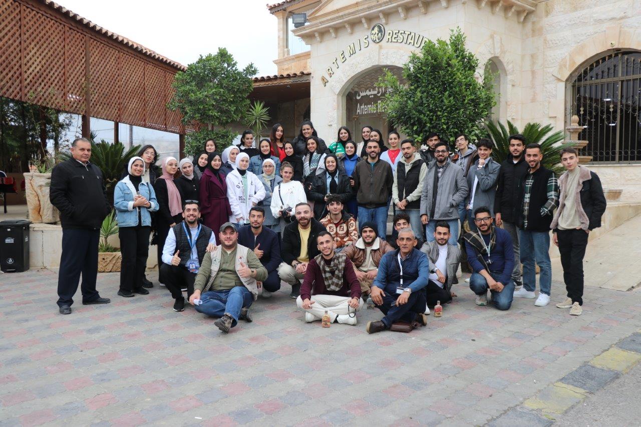 رحلة تعليمية للتعرف على المفاهيم الريادية لطلبة "عمان العربية"30