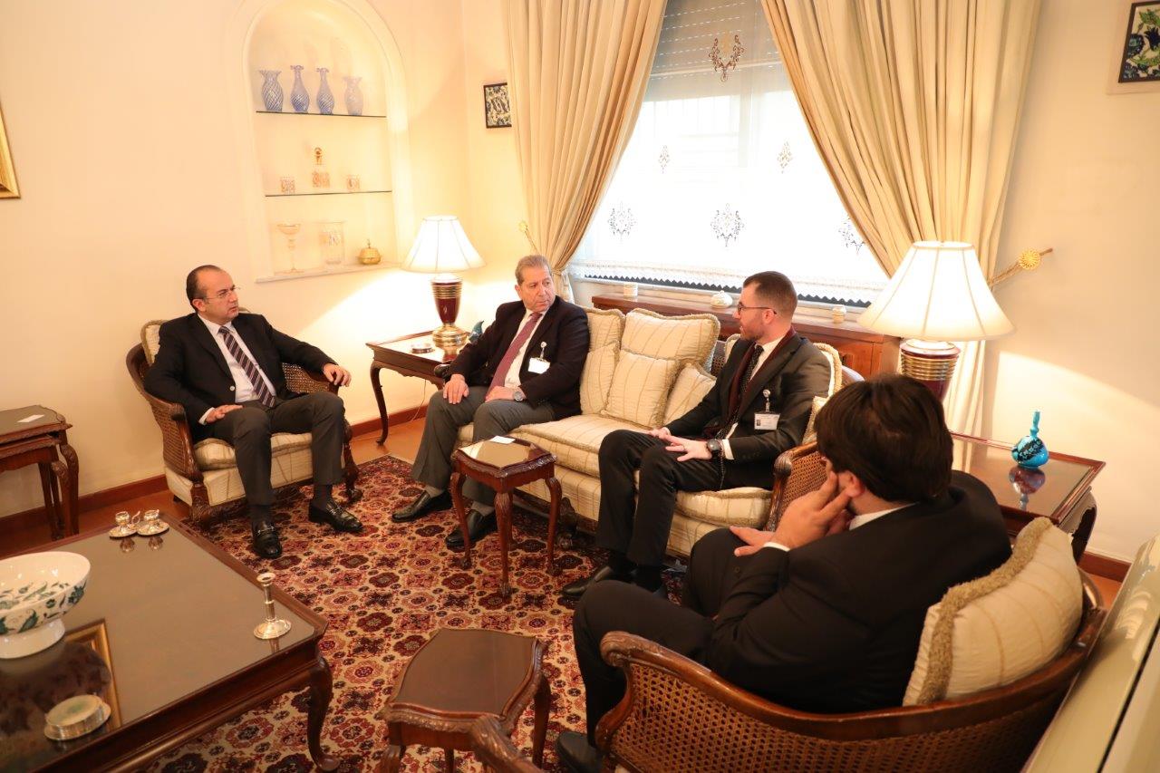 الوديان يبحث سبل التعاون المشتركة بين "عمان العربية" والسفارة التركية في الأردن3