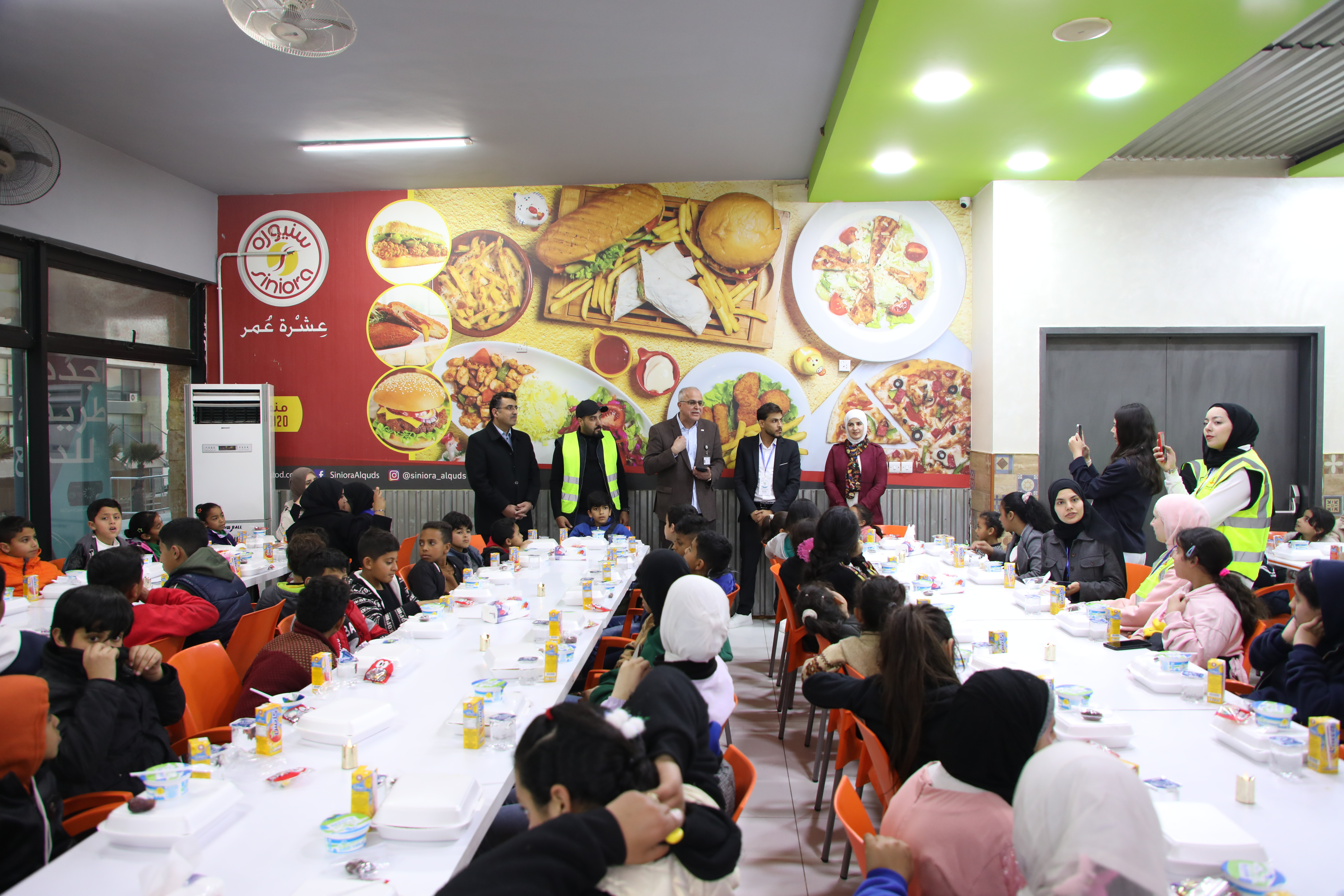 "عمان العربية" تقيم حفل الإفطار السنوي لأيتام جمعيات المجتمع المحلي1