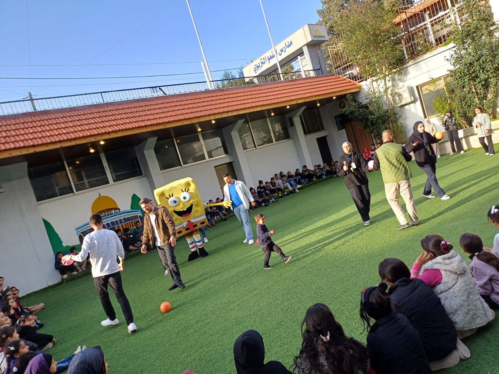 تربوية "عمان العربية: تقيم إفطارا خيريا للطلبة الايتام بالتعاون مع مدارس النمو التربوي4